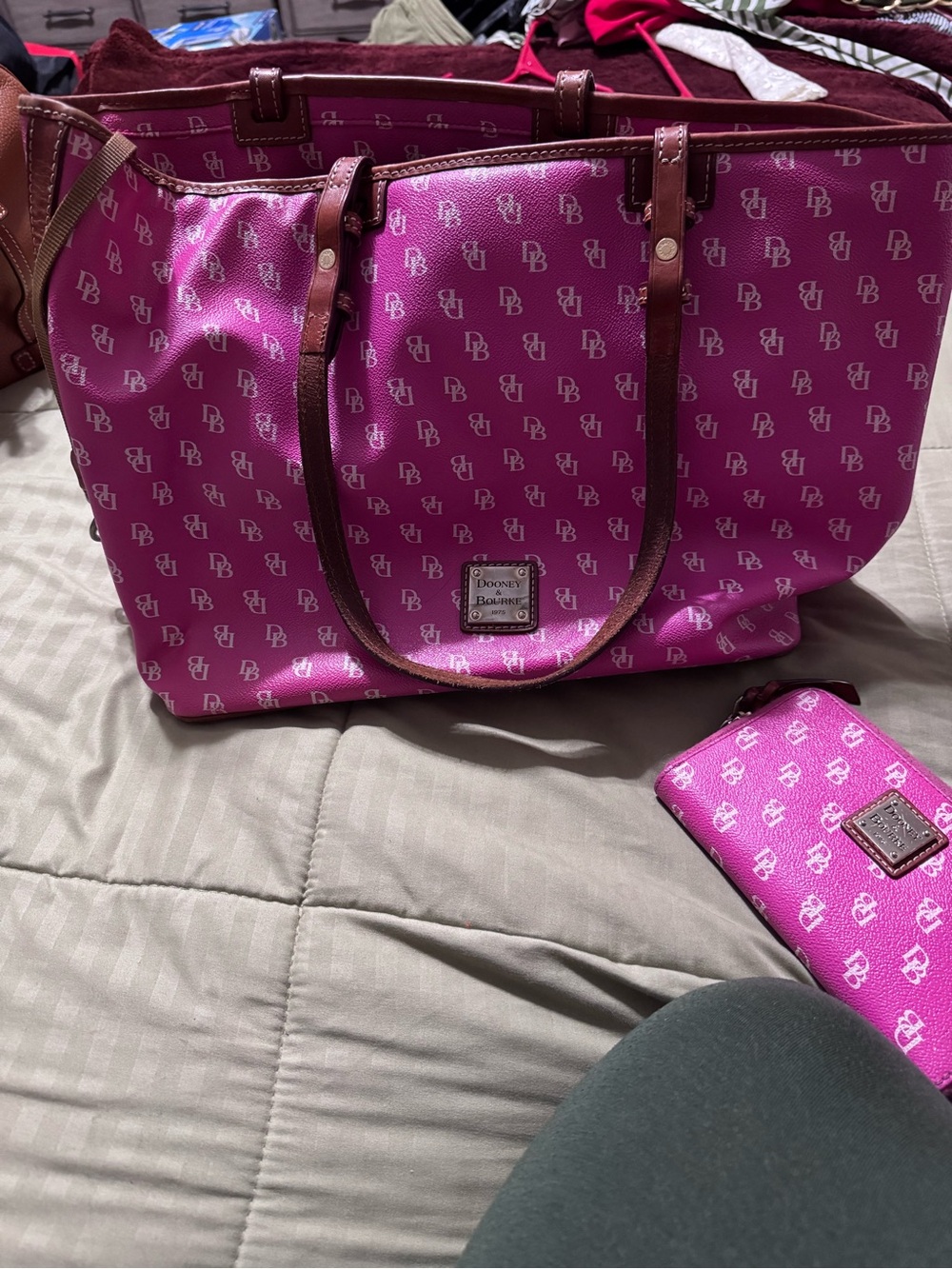 Dooney & Bourke Hot Pink Logo Tote with Brown Trim & Matching Wallet - Picture 2 of 6